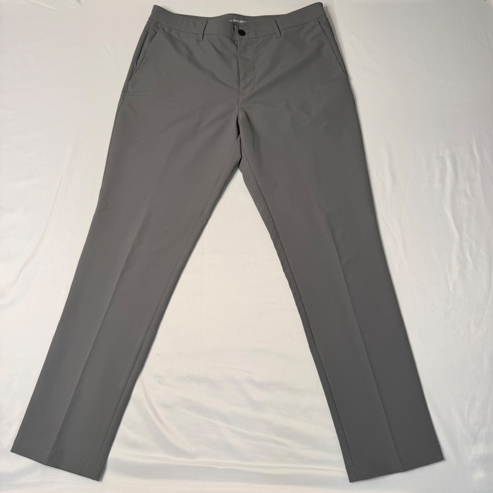 Banana Republic Men's 34x32 Gray Performance Pants Slim Fit Stretch Work Golf